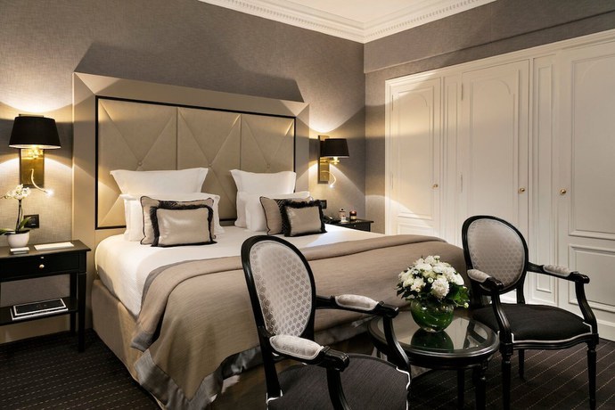 Imagen de la habitación del Hotel Barrière Le Majestic Cannes. Foto 7