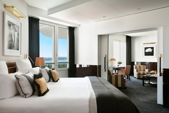 Imagen de la habitación del Hotel Barrière Le Majestic Cannes. Foto 17