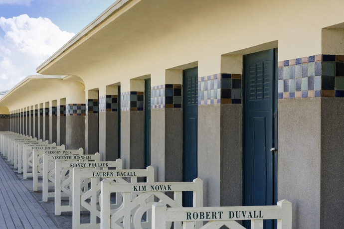 Imagen de los exteriores del Hotel Barrière Le Normandy Deauville. Foto 10