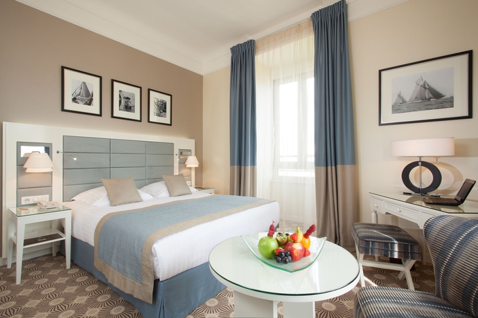 Imagen de la habitación del Hotel Barrière Le Westminster Le Touquet. Foto 3