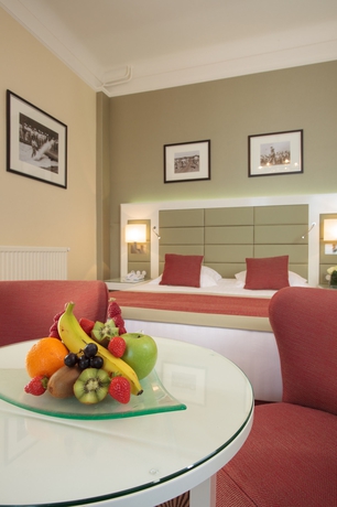 Imagen de la habitación del Hotel Barrière Le Westminster Le Touquet. Foto 6