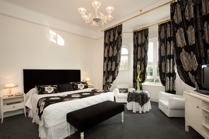 Imagen de la habitación del Hotel Barrière Le Westminster Le Touquet. Foto 9