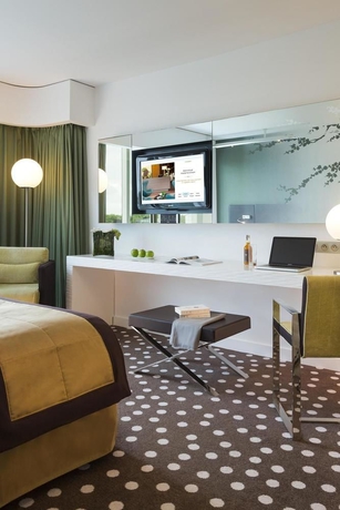 Imagen de la habitación del Hotel Barrière Lille. Foto 9