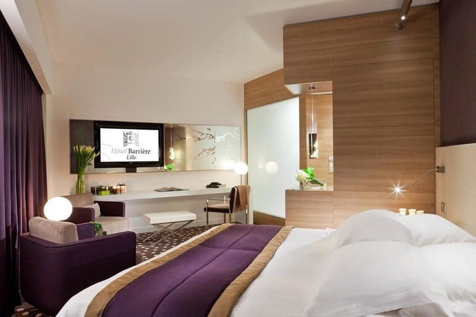 Imagen de la habitación del Hotel Barrière Lille. Foto 12