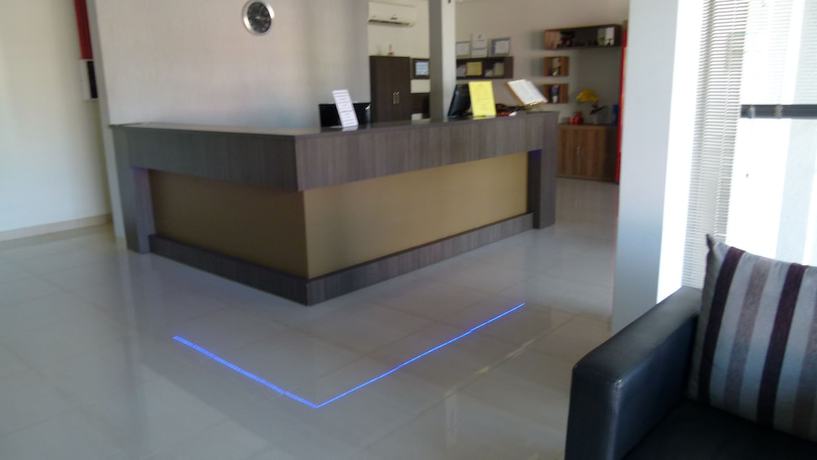 Imagen de los interiores del Hotel Barril. Foto 17