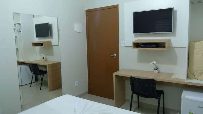 Imagen de la habitación del Hotel Barril. Foto 13