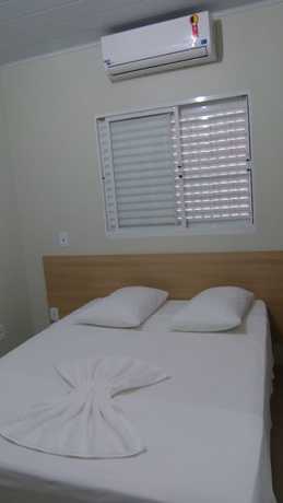Imagen de la habitación del Hotel Barril. Foto 14