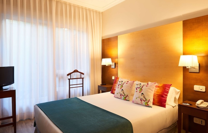 Imagen de la habitación del Hotel Barrio De Salamanca Suites. Foto 8