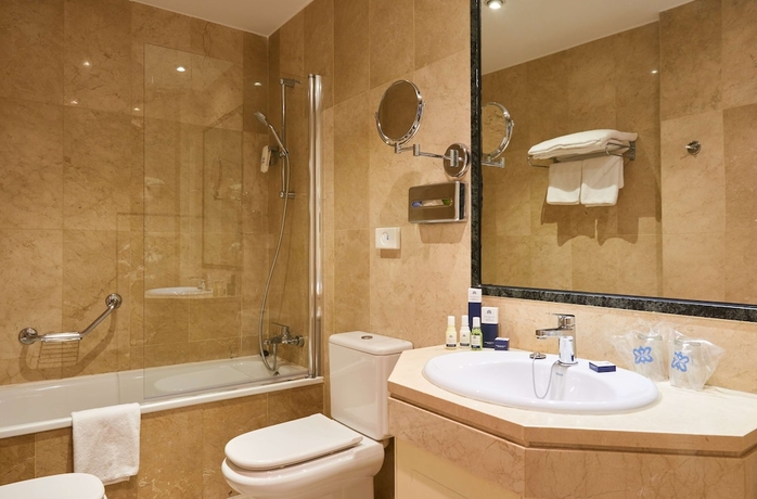 Imagen de la habitación del Hotel Barrio De Salamanca Suites. Foto 10