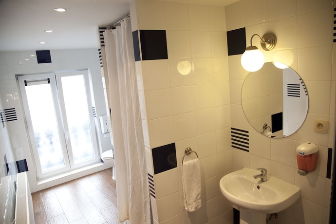 Imagen de la habitación del Hotel Barry. Foto 10