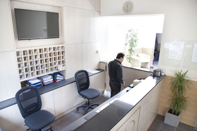 Imagen de los interiores del Hotel Barry. Foto 18