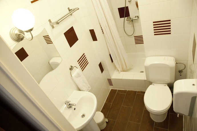 Imagen de la habitación del Hotel Barry. Foto 17