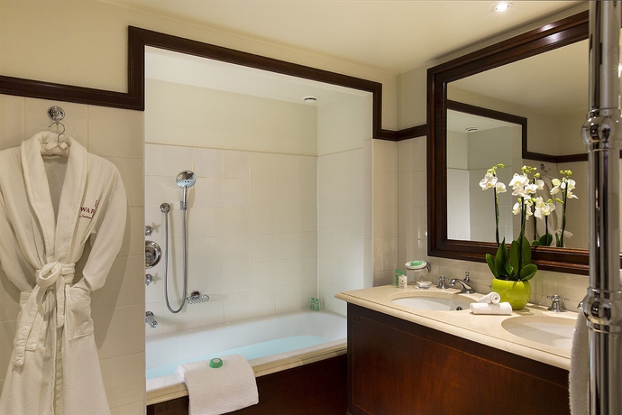 Imagen de la habitación del Hotel Barsey By Warwick. Foto 10