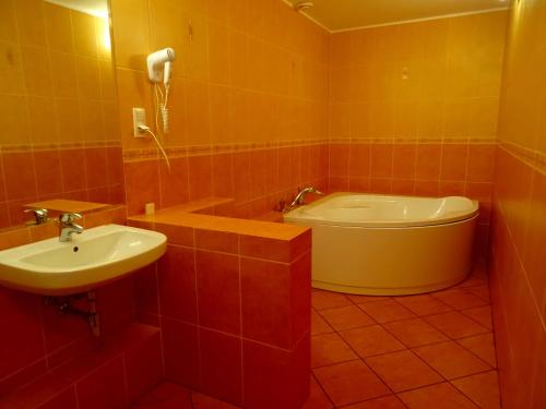 Imagen de la habitación del Hotel Bartis. Foto 8