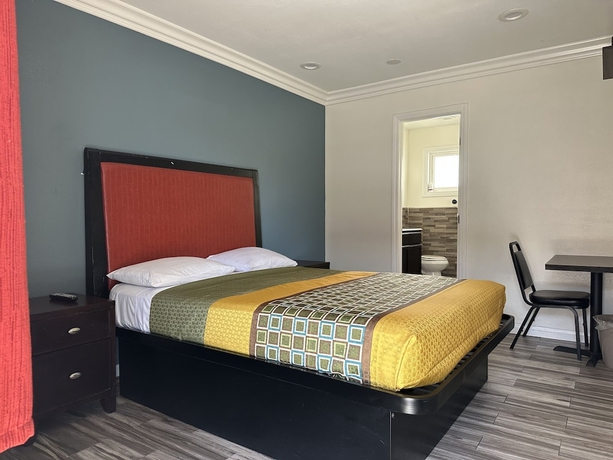 Imagen de la habitación del Hotel Bartlett Motel. Foto 6