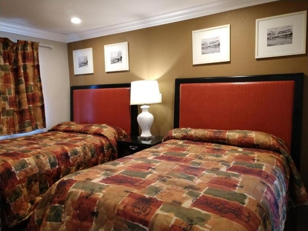 Imagen de la habitación del Hotel Bartlett Motel. Foto 12