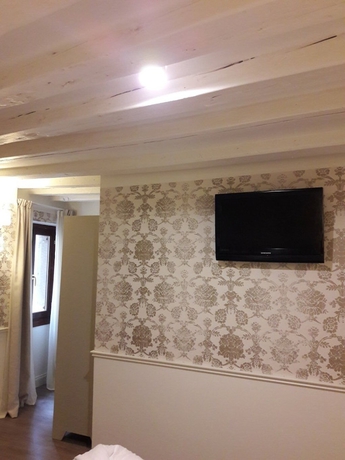 Imagen de la habitación del Hotel Bartolomeo. Foto 12