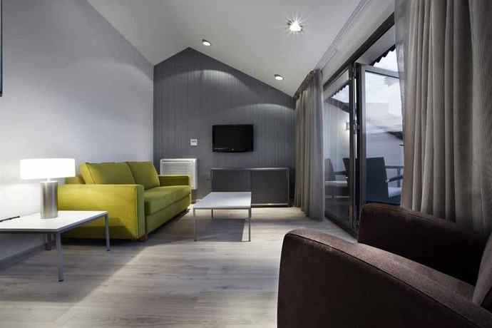 Imagen de los interiores del Hotel Baru. Foto 14