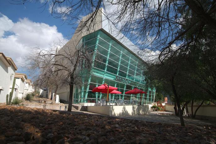 Imagen de los exteriores del Hotel Baruk Teleferico Y Mina. Foto 6