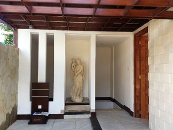 Imagen general del Hotel Baruna Sari Villa. Foto 3