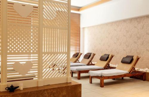 Imagen de los interiores del Hotel Barut Sunwing Side Beach. Foto 8