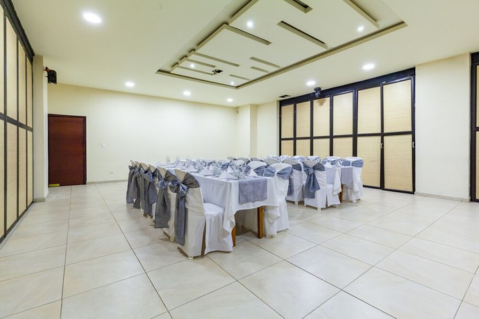 Imagen de los interiores del Hotel Basan Plaza. Foto 17