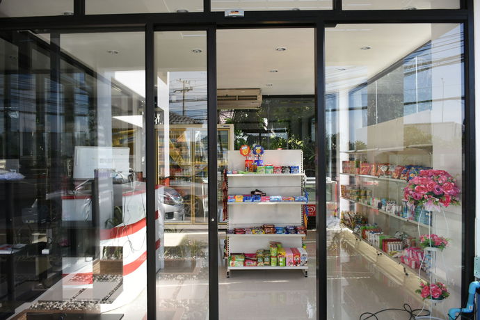 Imagen de los interiores del Hotel Basaya Laemchabang. Foto 16