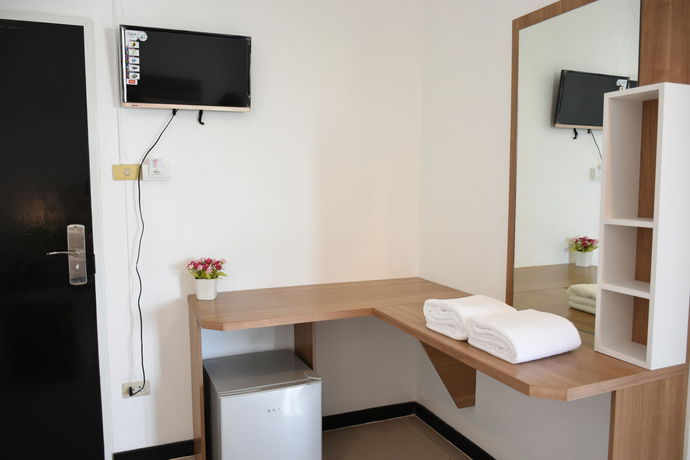 Imagen de la habitación del Hotel Basaya Laemchabang. Foto 11