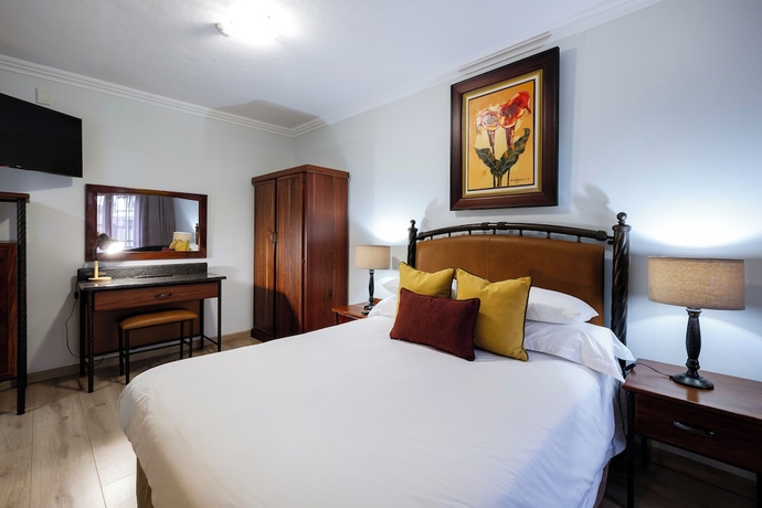 Imagen de la habitación del Hotel Basdenwood. Foto 5