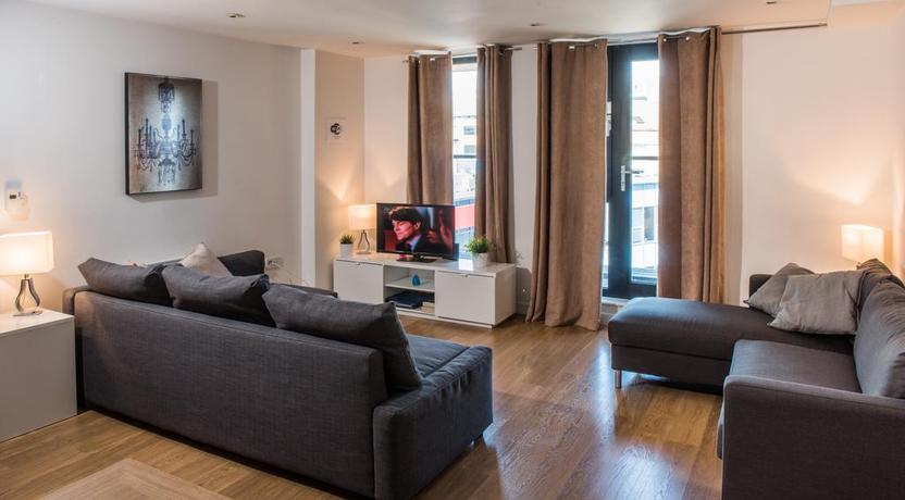 Imagen de la habitación del Hotel Base Apartments. Foto 10