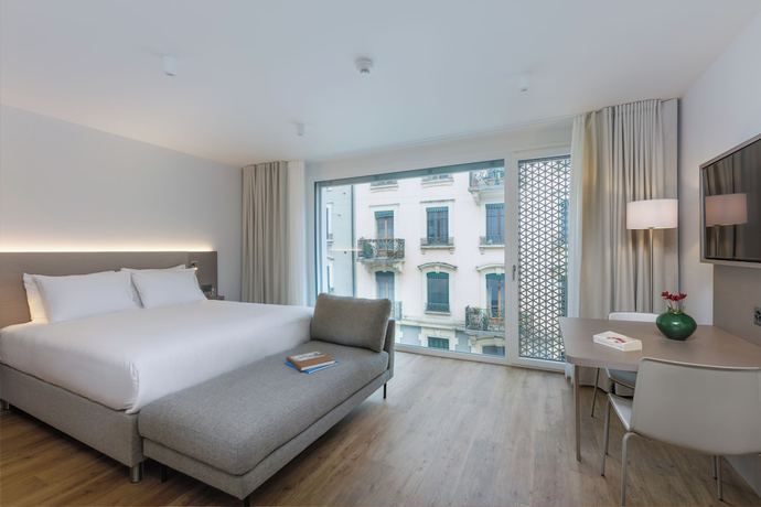 Imagen de la habitación del Hotel Base Geneva. Foto 10