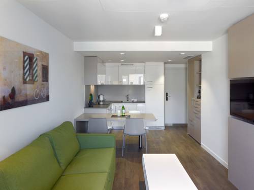 Imagen de la habitación del Hotel Base Nyon. Foto 4