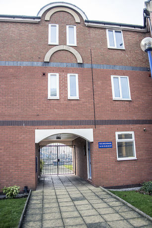 Imagen general del Hotel Base Serviced Apartments - The Docks. Foto 3
