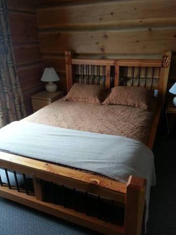 Imagen general del Hotel Basecamp Lodge Golden. Foto 1