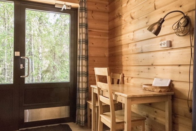 Imagen de la habitación del Hotel Basecamp Oulanka. Foto 7