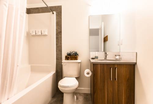 Imagen de la habitación del Hotel Basecamp Resorts Canmore. Foto 9