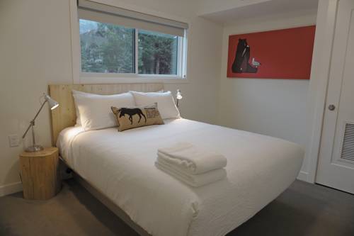 Imagen de la habitación del Hotel Basecamp Resorts Canmore. Foto 11