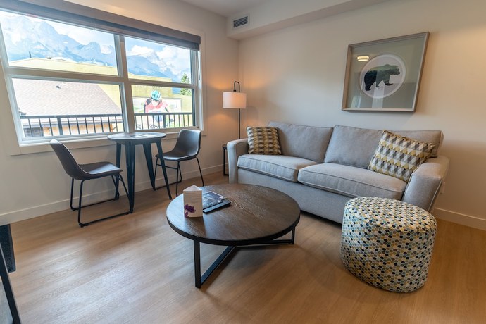 Imagen de la habitación del Hotel Basecamp Suites Canmore. Foto 2