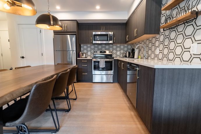Imagen de la habitación del Hotel Basecamp Suites Canmore. Foto 9