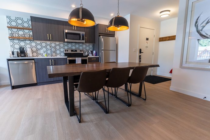 Imagen de la habitación del Hotel Basecamp Suites Canmore. Foto 11