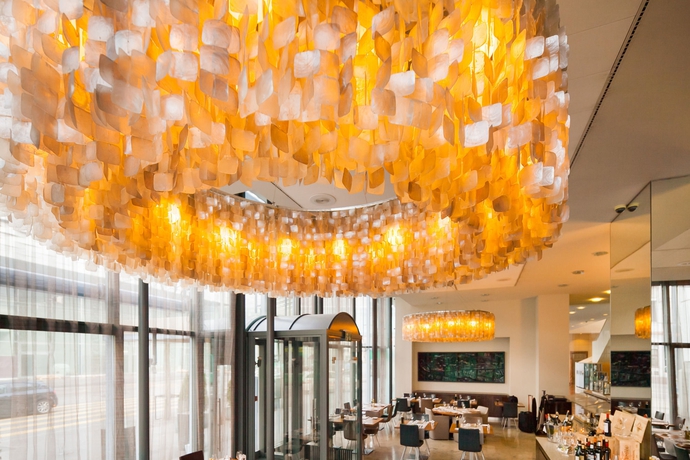 Imagen del bar/restaurante del Hotel Basel Marriott. Foto 6