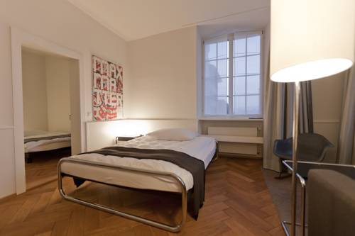 Imagen de la habitación del Hotel Baseltor. Foto 14