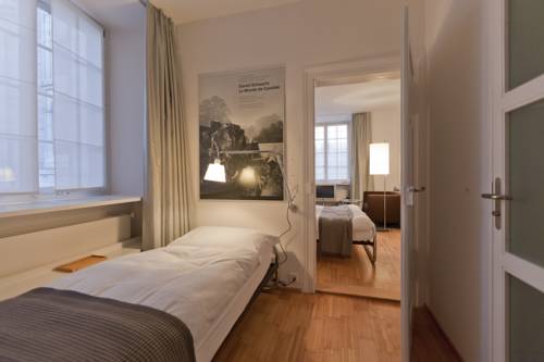 Imagen de la habitación del Hotel Baseltor. Foto 15