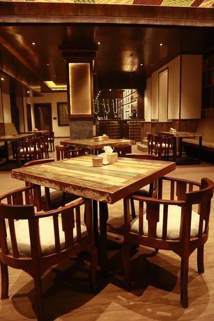 Imagen del bar/restaurante del Hotel Basera Boutique. Foto 3