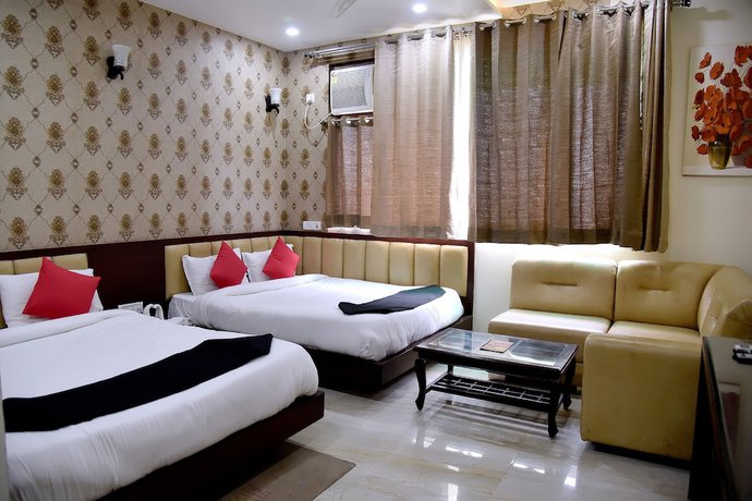 Imagen de la habitación del Hotel Basera, Mathura. Foto 5