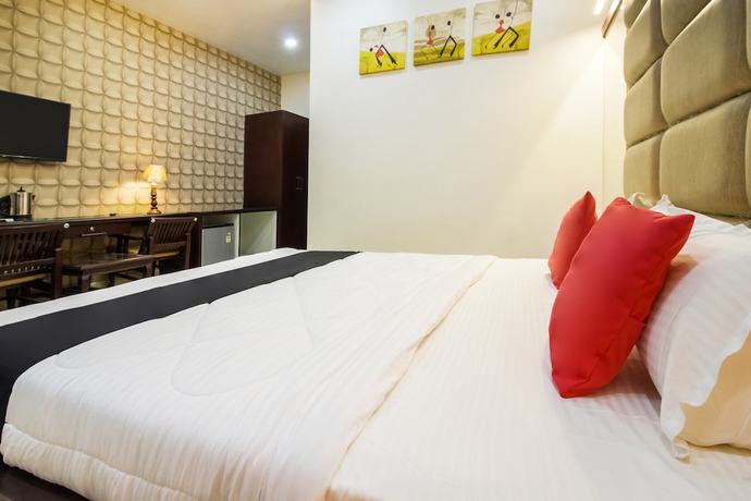Imagen de la habitación del Hotel Basera, Mathura. Foto 15