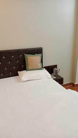 Imagen general del Hotel Basera, Patna. Foto 12