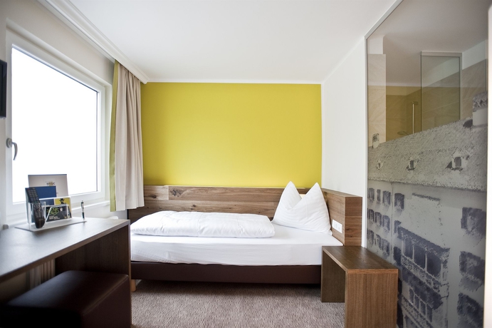 Imagen de la habitación del Hotel Basic Innsbruck. Foto 6