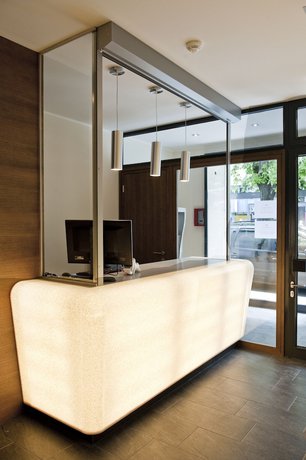 Imagen de los interiores del Hotel Basic Innsbruck. Foto 8