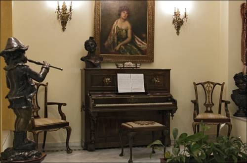 Imagen general del Hotel Basic Puerta De Sevilla. Foto 6